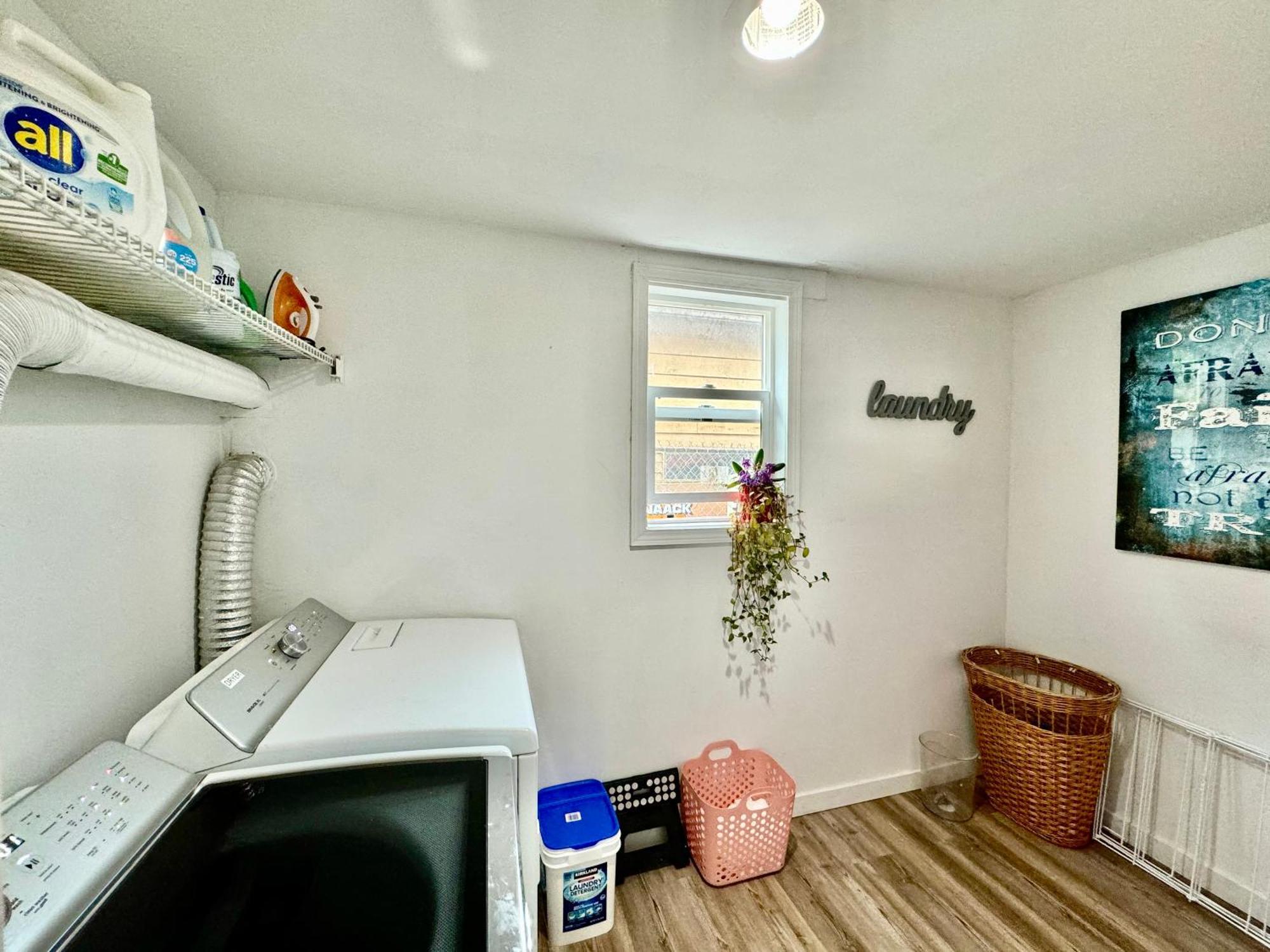 Private Tiny Room On The 1St Floor With Shared Bathroom Near Airport And Downtown Seattte Seattle Exteriör bild