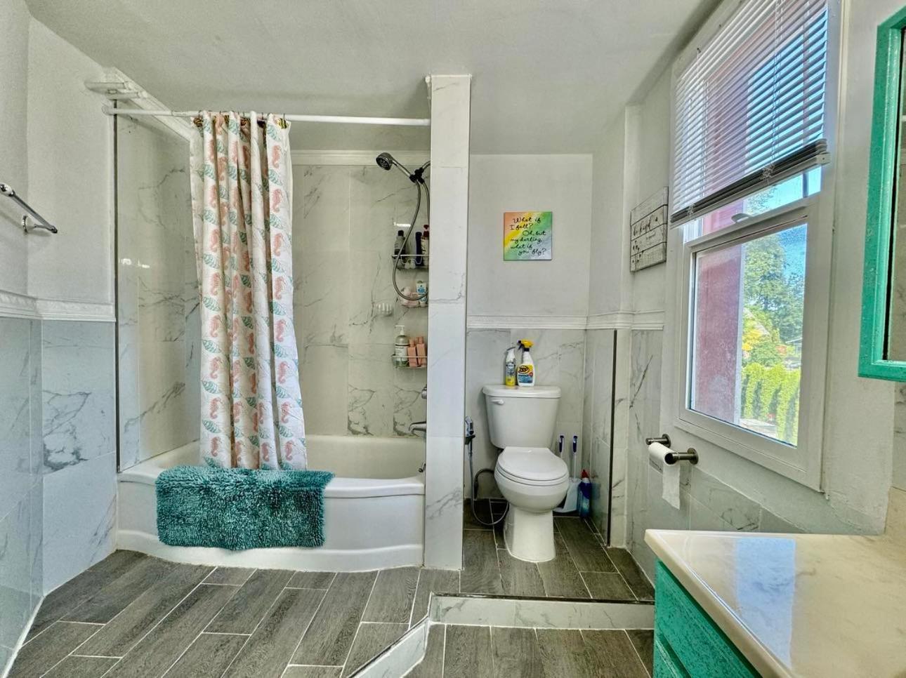 Private Tiny Room On The 1St Floor With Shared Bathroom Near Airport And Downtown Seattte Seattle Exteriör bild